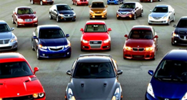 خودروهای لوکسی که با وجود بسته بودن سامانه ثبت سفارش وارد کشور شدند + فیلم 