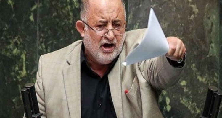 پشت پرده فروش کارخانجات دولتی با سلیقه شخصی به برخی افراد خاص/ عضو فراکسیون کارگری مجلس: به خاطر منافع 4 زن اصلاح طلب، منافع 540 کارگر یک کارخانه از بین رفت!