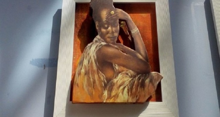 ابتذال و بی حیایی در آثار نمایشگاه هنری ایلام +تصاویر