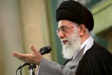 اشاره اخیر رهبرانقلاب به تلاش عقیم دشمن در فضای مجازی درباره حجاب +فیلم 