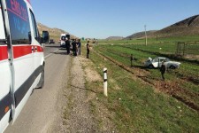 مصدومیت 4 نفر بر اثر واژگونی پیکان در محور کرند به اسلام آبادغرب+عکس