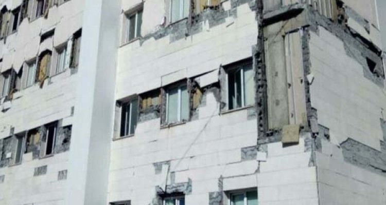 بازسازی بیمارستان تخریب شده اسلام آبادغرب یا سرپوش گذاشتن روی شوهای انتخاباتی