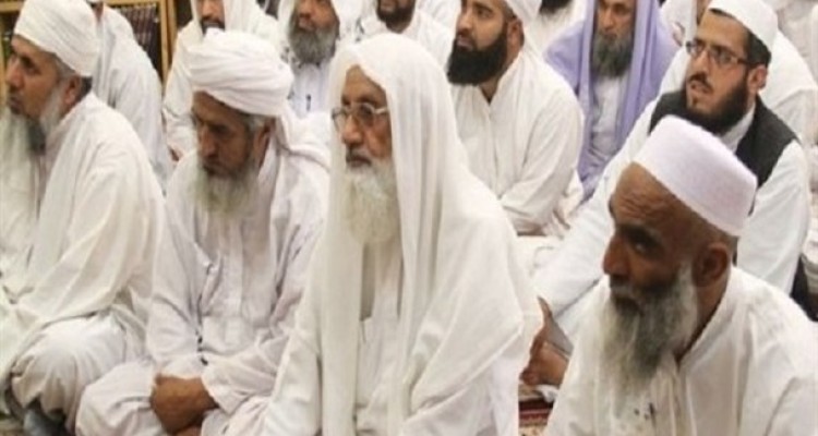 سران آل سعود به خاطر منافع دنیوی دین خود را فروخته اند/ کشورهای اسلامی باید در مقابل اقدامات گستاخانه عربستان ایستادگی کنند