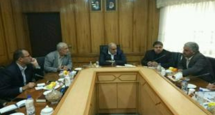 توزیع امکانات سرمایشی برای نقاط زلزله زده با دقت کامل انجام شود