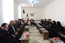 جلسه شورای فرهنگ عمومی اسلام آباد غرب با حضور مدیر کل فرهنگ و ارشاد اسلامی استان کرمانشاه 