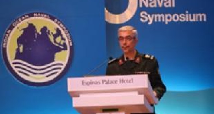 نظام سنتی دوقطبی در جهان فروپاشیده است/ ایران سر تسلیم در مقابل امریکا و متحدانش فرود نمی‌آورد