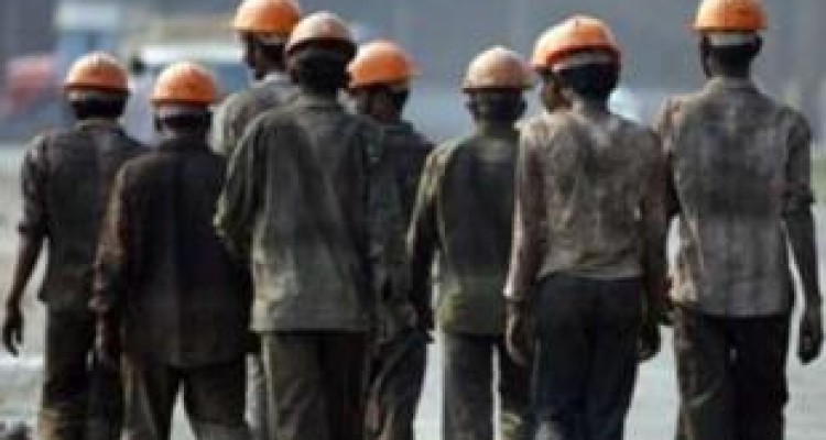 سوءاستفاده کارفرمایان از نرخ بالای بیکاری کرمانشاه /فضای کسب و کار را کارفرما تعیین می کند