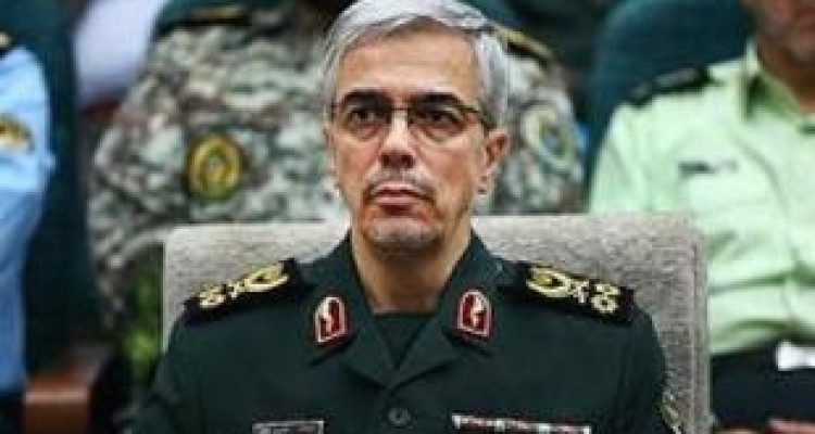 نیروهای مسلح ما در توسعه قدرت دفاعی منتظر مجوز یا لبخند هیچ قدرتی نیستند/تاکید بر حل مشکلات مردم خوزستان توسط مجلس و دولت