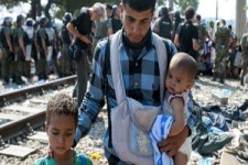 نیروی دریایی آمریکا برای حل بحران مهاجران در این کشور دست بکار شد! 