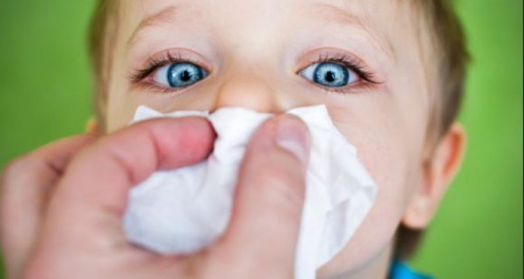 چرا خون دماغ می‌شویم؟ 