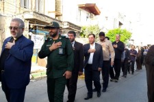 مراسم سینه زنی و دسته روی بمناسبت شهادت امام صادق (ع) در اسلام آباد غرب+ تصاویر