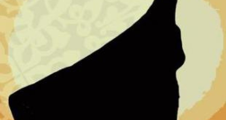 تقدیر از خانواده‌های اسوه حجاب در محلات کرمانشاه /اجرای تئاتر خیابانی با موضوع حجاب