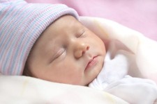 تزریق عصاره جان مادر بر پیکر کودک/ شیر مادر؛ سدی محکم در برابر هجوم بیماری‌ها 