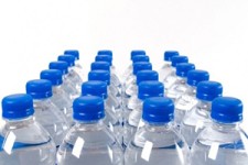 باز شدن پای دلال‌ها به بازار آب معدنی + صوت 