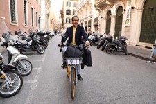 حمید معصومی‌نژاد خبرنگار همه فن حریف صدا و سیما در ایتالیا + فیلم 