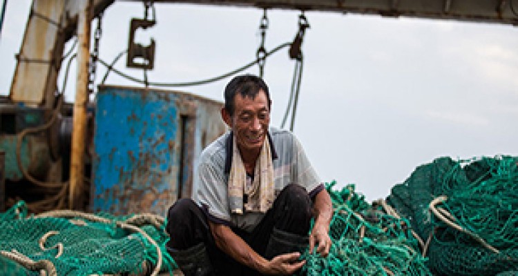 تردد کشتی‌های چینی در میان تایید و تکذیب‌ها + صوت 