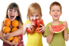 تاثير تغذيه بر هوش كودكان/ براى افزايش تمركز فرزندتان از اين مواد غذايى غافل نشويد 