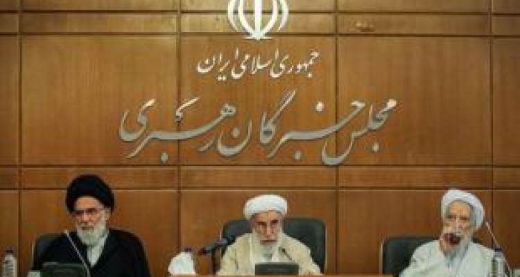 آیت‌الله جنتی: مردم ناراضی هستند؛ سران قوا با آن‌ها حرف بزنند