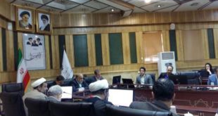 بازوند: اجازه نمی‌دهم پروژه‌های نیمه‌تمام نماد رکود کرمانشاه شود