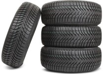 توزیع‌ لاستیک‌ کامیون با نرخ ۱.۱ میلیون تومان/ جاده‌ها از اخلا‌گران امنیت پاکسازی شد