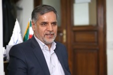 آمریکا از نظر قانونی حق بلوکه کردن اموال ایران را ندارد/ بانک مرکزی باید راه حل مناسبی برای انتقال اموال کشورمان از آمریکا اتخاذ کند 