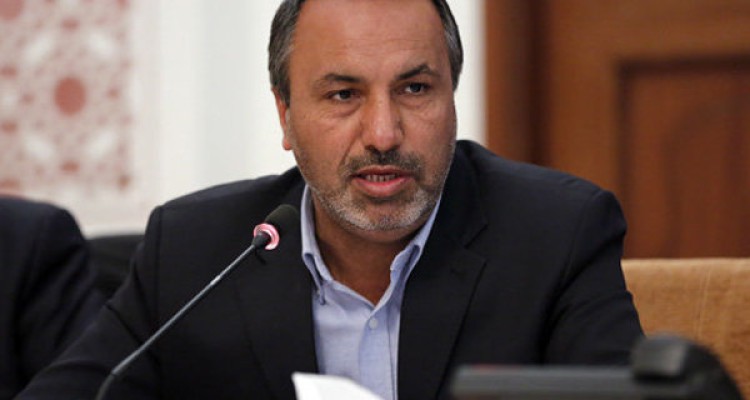 دولت برای معرفی وزیر دیگری به جای آخوندی دچار تردید است/ نمایندگان همچنان خواهان استیضاح وزیر راه هستند 