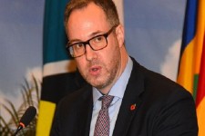 هیچ تضمینی برای خروج ایران از فهرست سیاه وجود ندارد/ ایران باید استثناهایی که برای برخی گروه‌ها در نظر گرفته را بردارد!