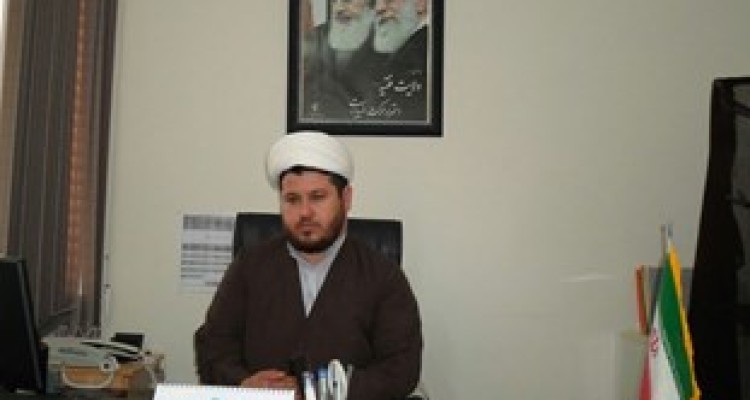 زائر امام حسین(ع) در صحرای محشر بین مردم می درخشد