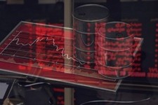 هدف عرضه نفت در بورس کسب مرجعیت قیمت گذاری در منطقه/ آمادگی عرضه روزانه نفت در بورس وجود دارد 