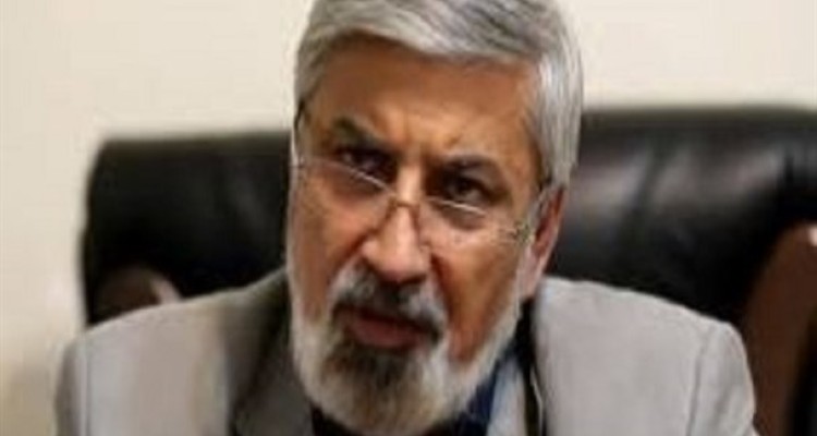 دستگاه دیپلماسی کشور منفعل است/ تمام انرژی دیپلماسی ما منحصر در سه چهار نفر از وزارت خارجه است