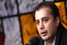 واکنش سپند امیر سلیمانی به کشتار بی رحمانه کودکان یمنی توسط آل سعود/ حیوان هم با بچه ها این کار را نمی کند