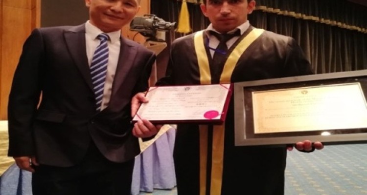 کسب دکترای افتخاری مدیریت توسط رسول فارقی نخبه اسلام آبادی از دانشگاه می کی موتو ژاپن