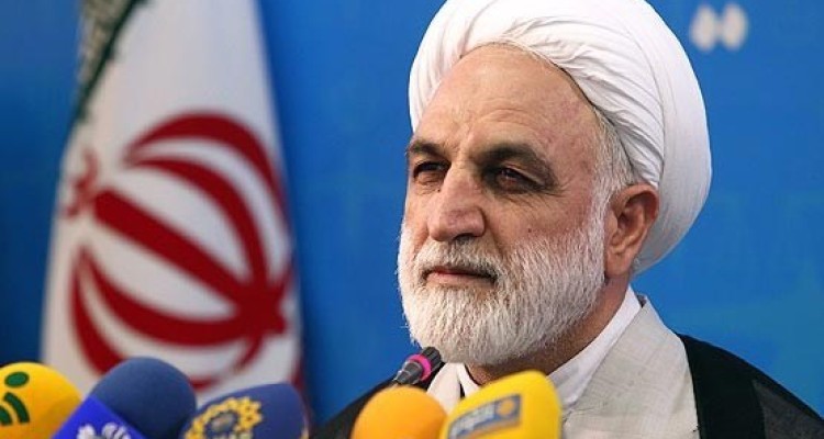 آیین‌نامه موارد استجازه از مقام معظم رهبری ابلاغ شد/دستگاه‌ها و ضابطین مکلفند به دستورات دادگاه‌های ویژه عمل کنند 