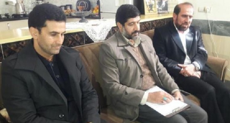 دیدار مسئولین با خانواده معظم شهداء در اسلام آبادغرب+تصایر