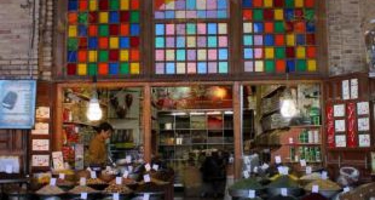 تجارت مرگ‌آور در پستوی عطاری‌ها /بازی با جان مردم به چه قیمتی؟