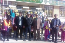 اجرای طرح ایمن سازی مدارس در حاشیه راههای روستایی در اسلام آباد غرب+تصاویر