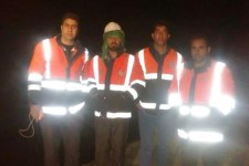 از مبارزه برای کنترل سیلاب ها و طغیان رودخانه های اسلام آبادغرب تا تلاش راهداران برای رفع انسداد محور حمیل-ایلام+تصاویر