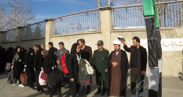 اعزام دانش آموزان بسیجی اسلام آبادغرب به اردوی راهیان نورمناطق عملیاتی جنوب کشور+تصاویر