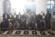 نشست فرمانده سپاه و فرماندار دالاهو با جمعی از روحانیون اهل سنت ریجاب و حومه