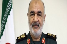 آمریکا قدرت و جرات آغاز جنگ علیه ایران را ندارد/اعزام ناو به منطقه جنگ روانی است