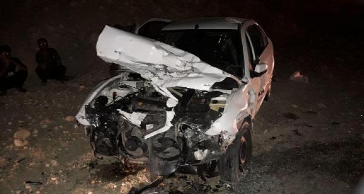 2 مجروح براثر تصادف در جاده حمیل - ایلام+عکس