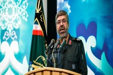 سربازان آمریکایی با دستانی لرزان و رنگ‌هایی پریده در خلیج فارس هستند