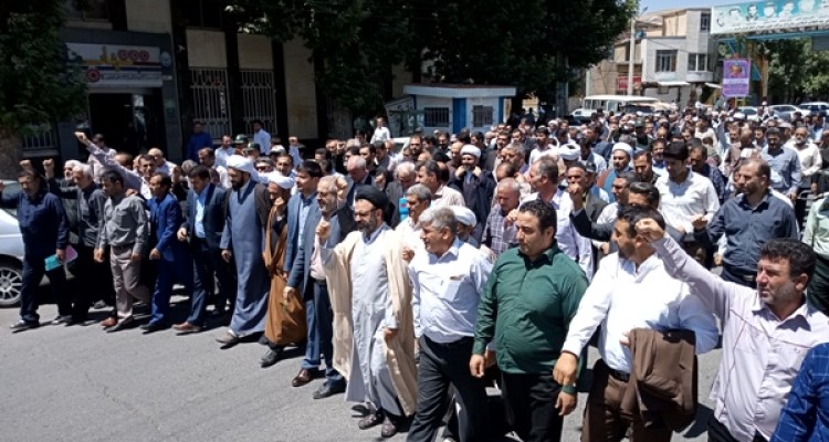 برگزاری راهپیمایی حجاب و عفاف در اسلام آبادغرب+تصاویر