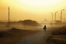 از اسارت آب تا پرواز خاک؛ سمباده ی سنگین باد بر پیکر جنوب شرق کشور/ 207 روز از سال 97 هوای سیستان ناسالم بود!