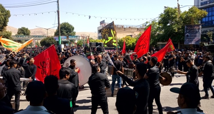 عزاداری تاسوعای حسینی در اسلام آبادغرب+تصاویر