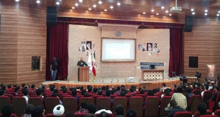 سلیمانی: صدای انقلاب اسلامی از بستر فضای مجازی به تمام دنیا برسد/ معین: بسیج، پرچم‌دار نهضت ملی شدن فضای مجازیست/ نقدی: ملی شدن فضای مجازی از ملی شدن صنعت نفت مهمتر است