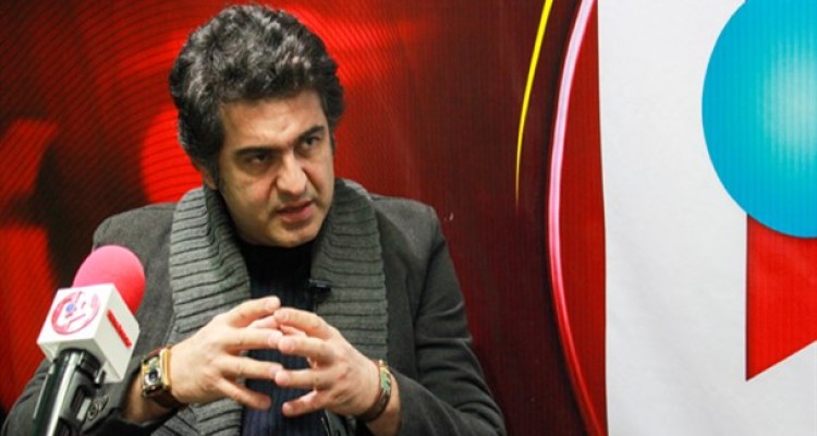 هنرمند با هنری که دارد می تواند زبان مردم باشد/ مطالبه‌گری باید بدون توهین و در چارچوب قوانین باشد