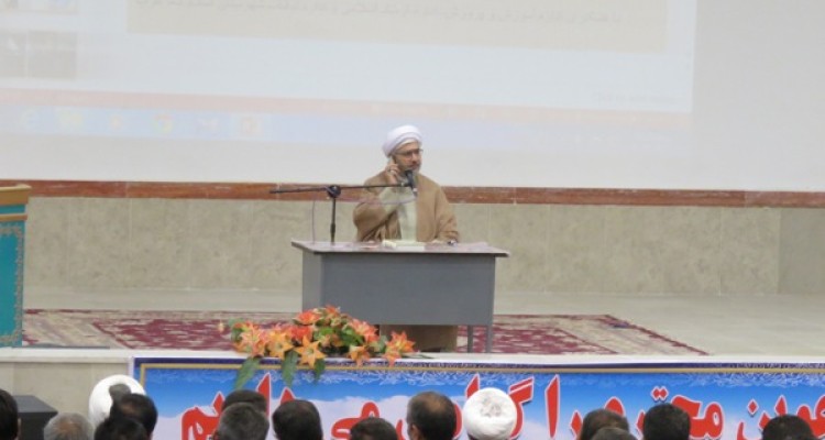 همایش سبک زندگی قرآنی در اسلام آبادغرب برگزار شد+ تصاویر