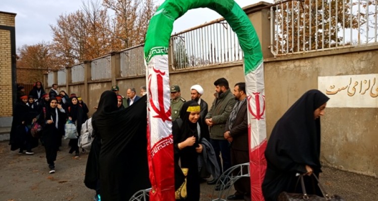 اعزام کاروان راهیان نور اسلام آبادغرب به مناطق عملیاتی جنوب کشور 