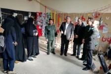 نمایشگاه انقلاب در دبیرستان فاطمه الزهرا(س)